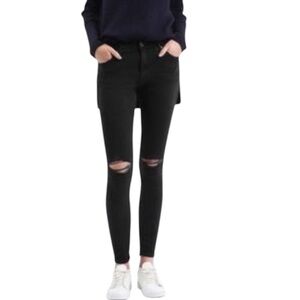 TopShop Women’s Moto Leigh Jeans Black With Distressed Knees Size 30